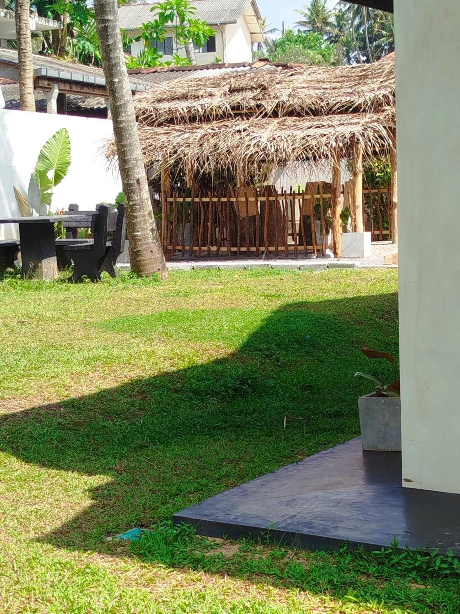 Villa Risithenmi Ahangama Exterior photo